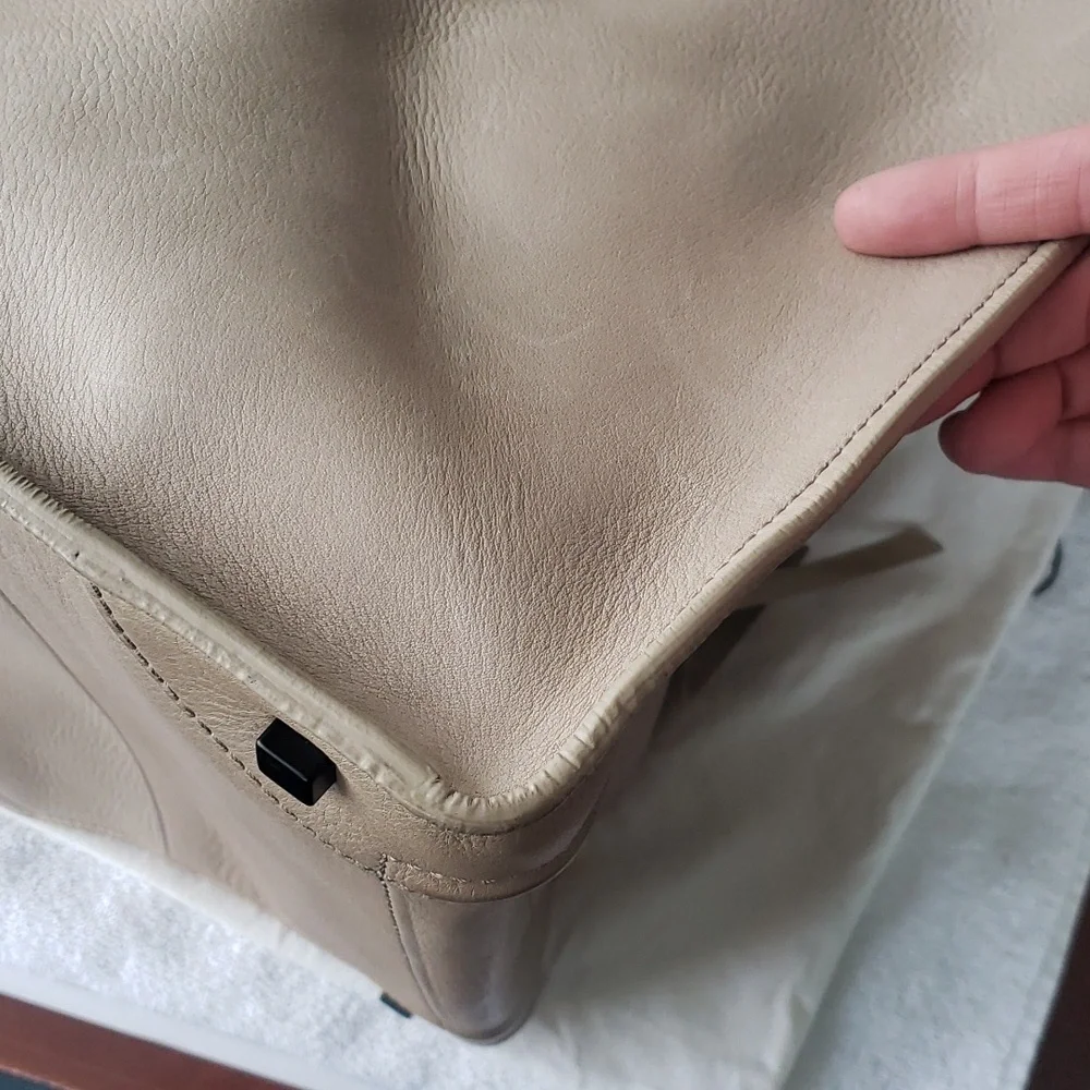 CÉLINE  LUGGAGE MICRO  LARGE SIZE 🔥 😍 - Picture 14 of 16